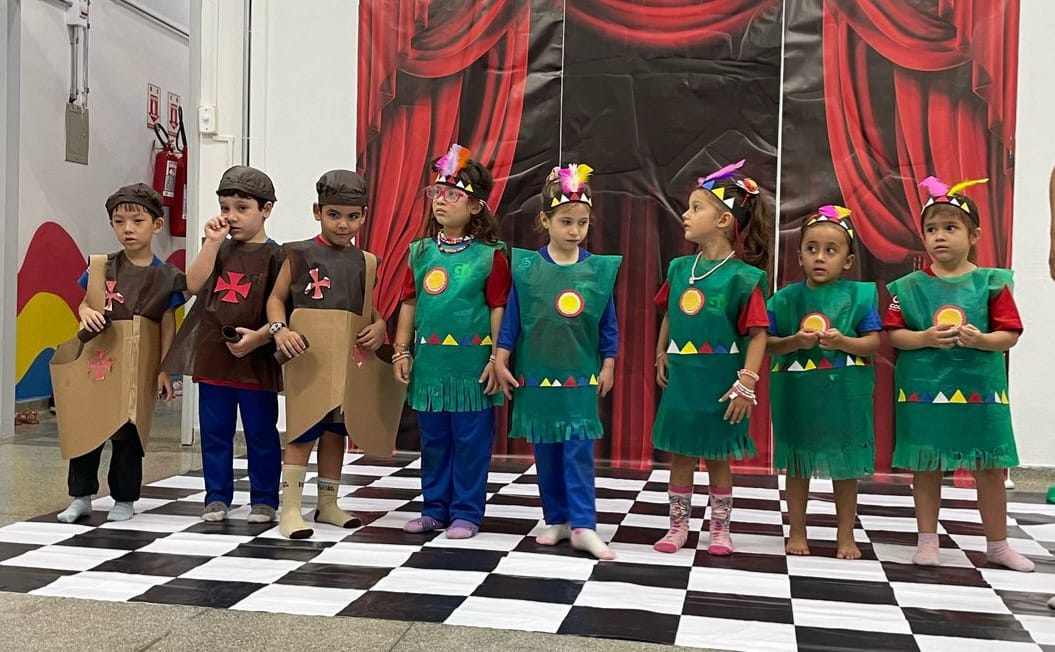 Apresentação do Dia dos Povos Indígenas e Descobrimento do Brasil 1 WhatsApp Image 2025 04 25 at 17.37.50 2